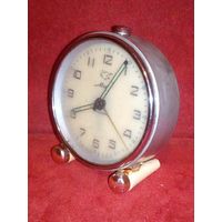 Часы будильник МИР 60-е гг СССР редкие в коллекцию нерабочие