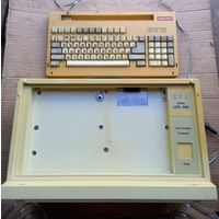 РЕТРО.Коллекционный ЖК портативный компьютер с клавиатурой LCD-286