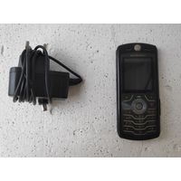 Кнопочный сотовый телефон Motorola L7