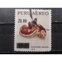 Перу, 1977. Сосуд в виде двуглавого змея, надпечатка