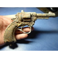 Советские военные игрушки. Револьвер системы Нагана (детский пистолет) тяжелый торг обмен