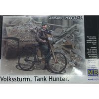 Master Box #35179  1/35 Volkssturm. Tank Hunter.