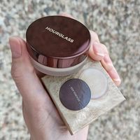 Тревел-версия прозрачной финишной рассыпчатой пудры Hourglass Veil Translucent Setting Powder 2 gr