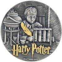 Ниуэ 15 долларов 2023г. "Гарри Поттер и философский камень". Монета в капсуле; тематическом деревянном футляре; номерной сертификат; номер монеты на гурте; коробка. СЕРЕБРО 200гр.