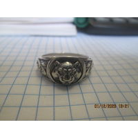 Кольцо, перстень со львом Кубачи 925 пробы 22 размера.