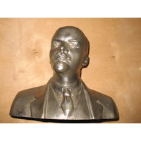 Бюст Ленина автор Мурзин 1989 год.