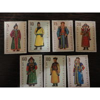 Марки Монголии национальные костюмы
