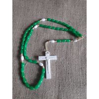 Католические чётки (Розарий) Зелёные с белым крестом.
