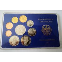 Набор монет ФРГ : 5,2,2,1 марки, 50,10,5,2,1 пфеннигов (9 шт). Пластиковая упаковка 1988 г. J.
