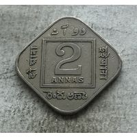 Британская Индия 2 анны 192х Георг V - монета с браком (отслойка металла (брак заготовки), из-за чего не видна последняя цифра года чеканки)