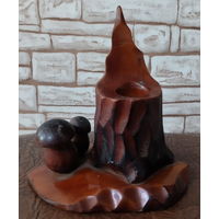 Статуэтка, карандашница, пепельница или вазочка... Пенек и грибы - народный сувенир из дерева. 1980-е годы.