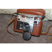 Фотоаппарат "КИЕВ", времён СССР, с объективом ЮПИТЕР 8 М, хорошее.