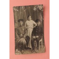 Фото "Солдат РИ с семьей", до 1917 г.