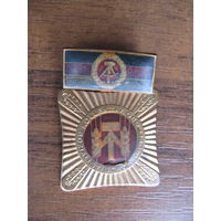 Медаль ГДР 25