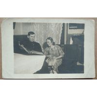 Фото из СССР. Семейные будни. 1935 г. 9х13 см.