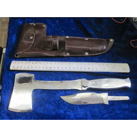 Походный комбинированный набор из СССР: нож, топорик, чехол.