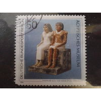 Берлин 1984 статуя из Египетского музея Михель-1,4 евро гаш.
