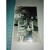 Фото людей в нициональных костюмах. 1970гг.