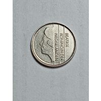 Недерланды 10 центов 1984 года .